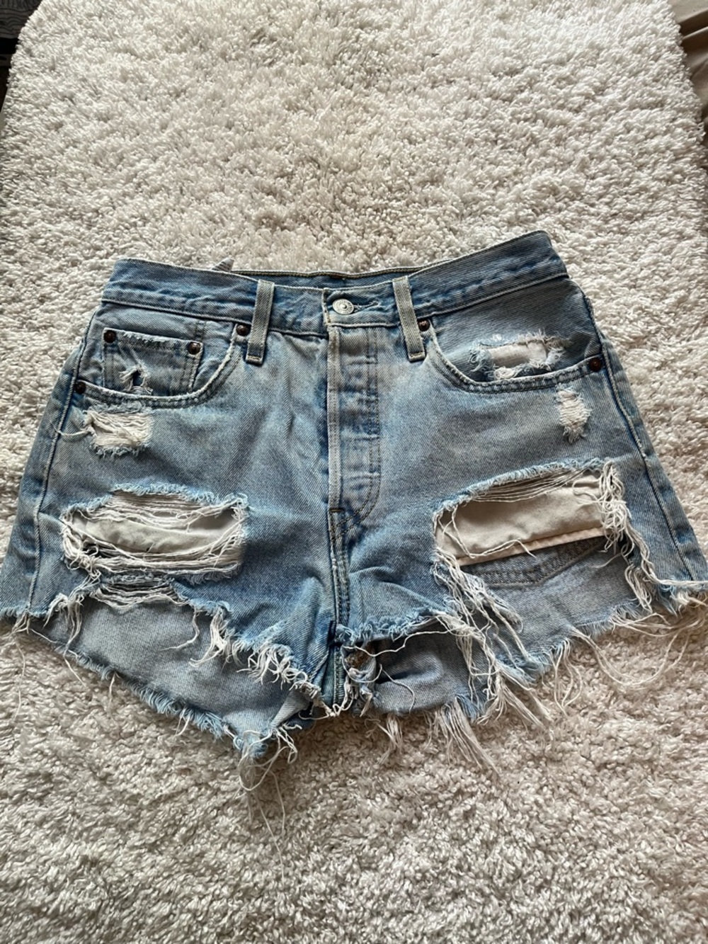 LEVI 501 heavy distressed light wash shorts